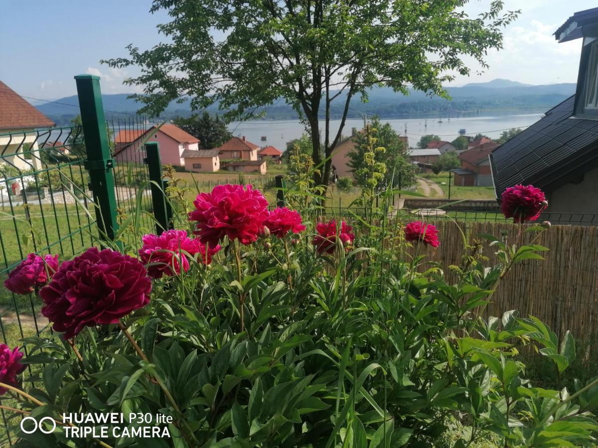 Asja Guest House Lukavac Dış mekan fotoğraf
