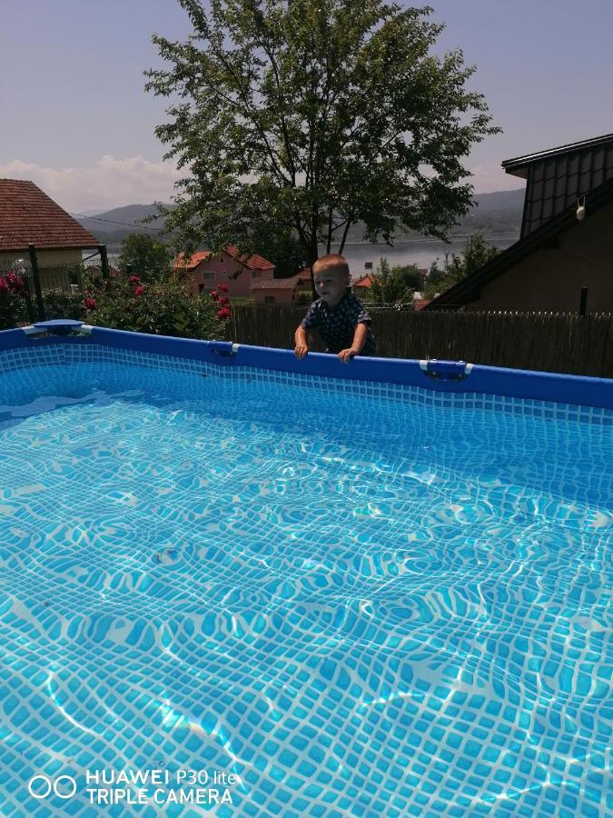 Asja Guest House Lukavac Dış mekan fotoğraf